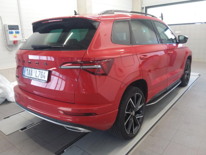 Škoda Karoq 1,5 TSI Sportline Exclusive DS na operativní leasing