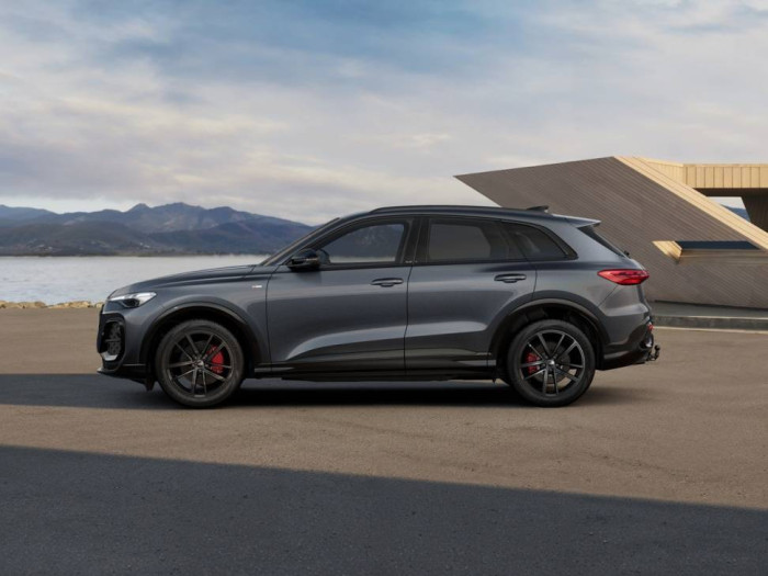Audi Q5 Quattro ST7 2,0TDI / 150kW na operativní leasing