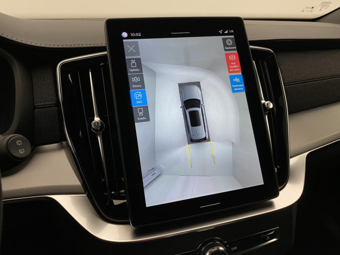 Volvo XC90 B5 AWD BLACK EDITION PLUS 7 na operativní leasing