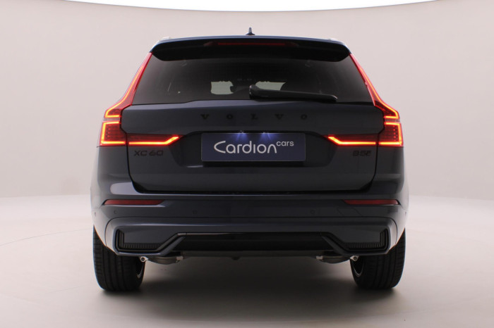 Volvo XC60 B5 AWD AUT ULTRA BLACK EDITION 2.0 Edition na operativní leasing