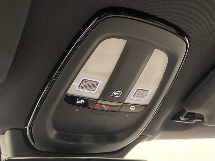 Volvo XC90 B5 AWD AUT CORE 7míst na operativní leasing