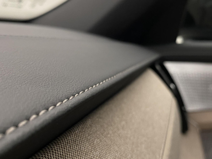 Volvo XC90 T8 AWD Plug-in DARK PLUS 7m na operativní leasing
