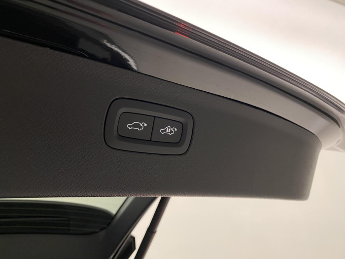 Volvo XC90 B5 AWD AUT BRIGHT PLUS 7míst na operativní leasing