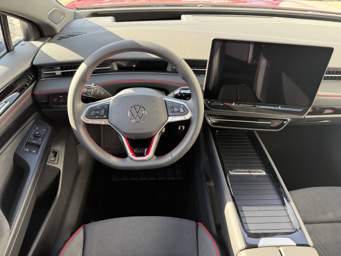 Volkswagen ID.7 Tourer GTX People 86kWh 4Motion / kW na operativní leasing