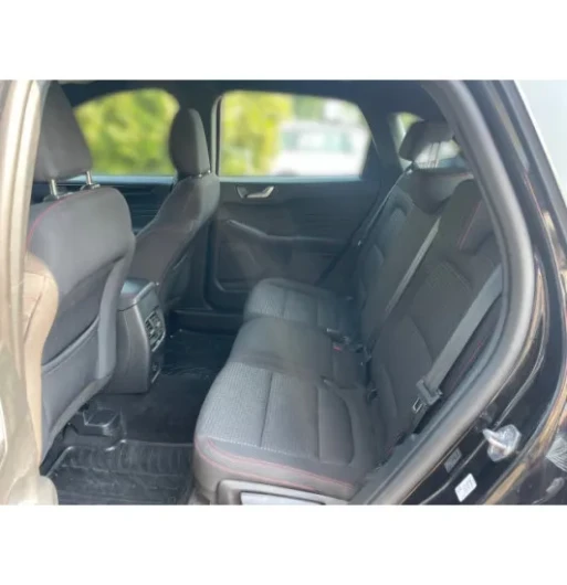 Ford Kuga 1.5EB 110 ST-Line na operativní leasing