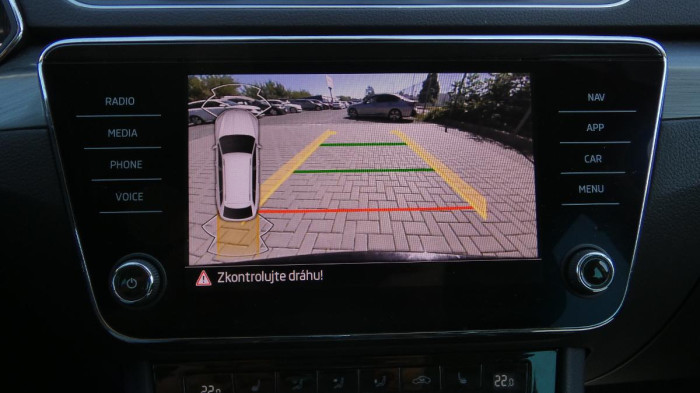 Škoda Superb Combi 1.5 TSI DSG Style na operativní leasing