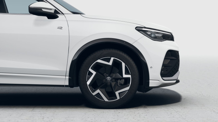 Volkswagen Tiguan R-Line 1,5 eTSI 110 kW mHEV na operativní leasing