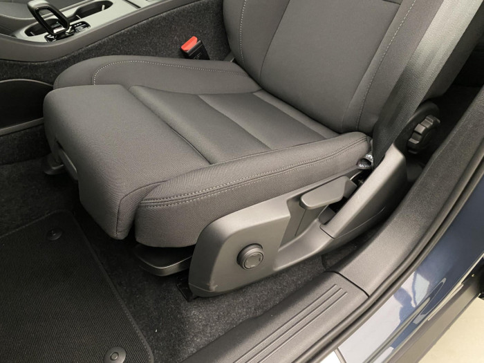 Volvo EX40 SINGLE MOTOR EXTENDED PLUS na operativní leasing