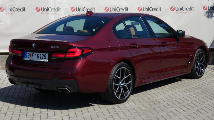 BMW Řada 5 540i xDrive M Sport na operativní leasing