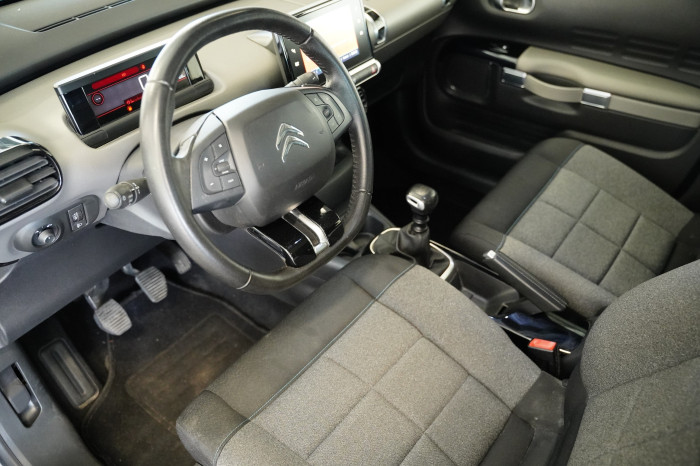 Citroën C4 Cactus 1.2 PureTech 81 kW Shine na operativní leasing