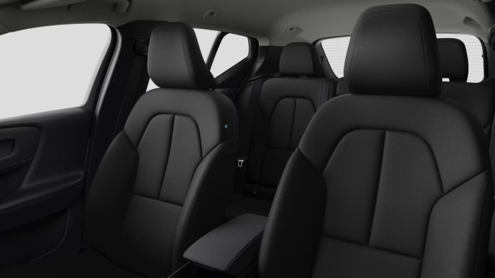 Volvo EX40 PURE ELECTRIC SINGLE ENG. RWD na operativní leasing