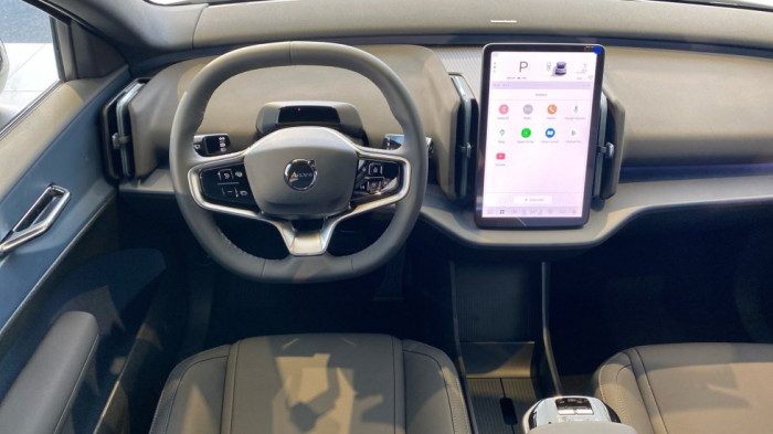 Volvo EX30 PLUS, Single Motor Extended Range, 200 kW / 272 HP na operativní leasing