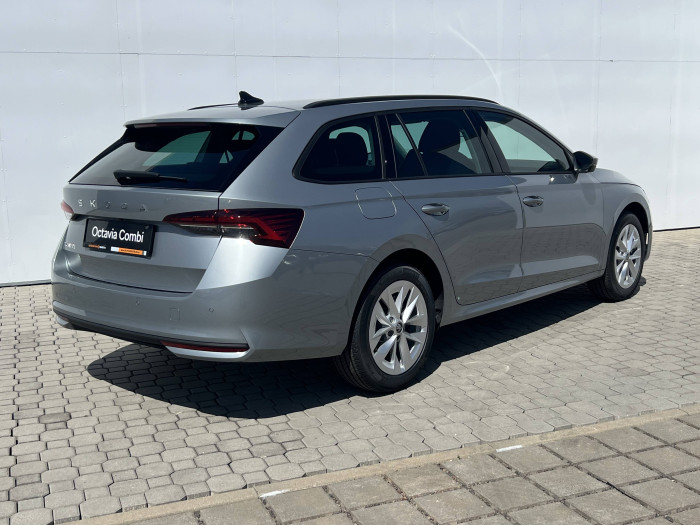 Škoda Octavia Combi Classic 6MP  1,5TSI / 110kW na operativní leasing