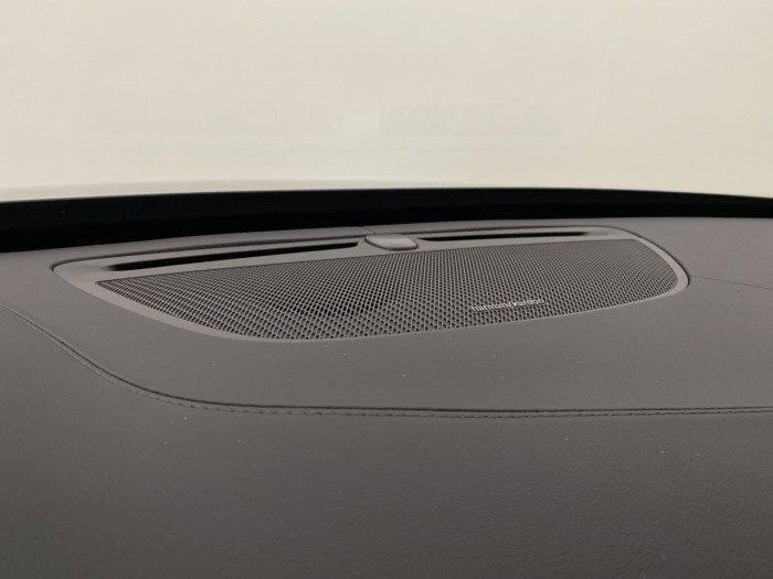 Volvo XC90 T8 AWD Plug-in DARK ULTRA na operativní leasing