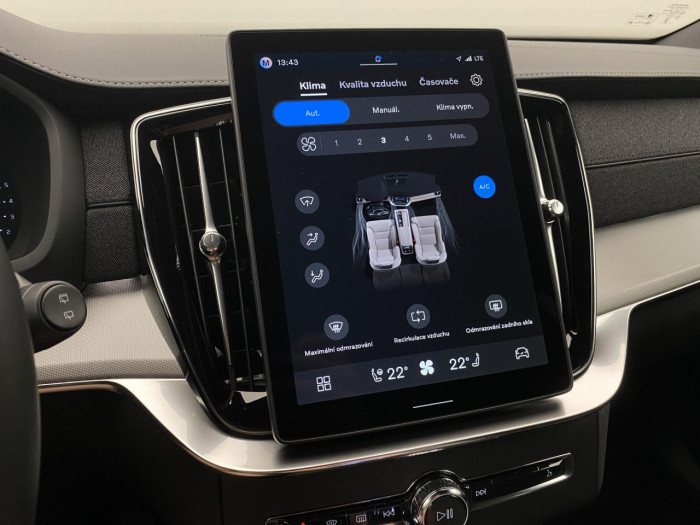 Volvo XC90 B5 AWD AUT BLACK EDITION PLUS na operativní leasing