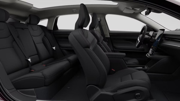 Volvo ES90 PURE ELECTRIC CORE na operativní leasing