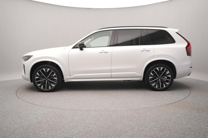 Volvo XC90 B5 AWD AUT DARK PLUS 7míst na operativní leasing
