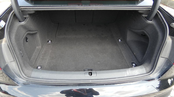 Audi A4 40 TDI quattro S tronic Advanc na operativní leasing