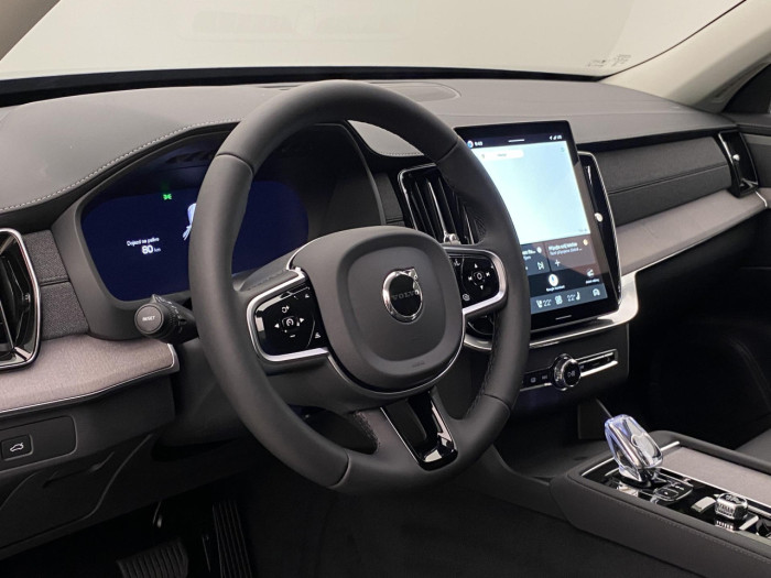 Volvo XC90 B5 AWD AUT BRIGHT PLUS na operativní leasing