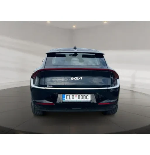 Kia EV6 77kWh Earth 168 AT 5d na operativní leasing