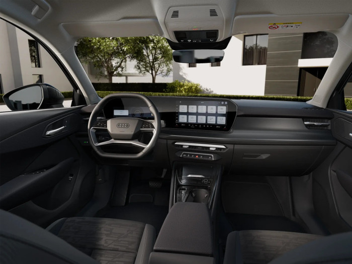 Audi Q3  35 TFSI 110 kW Benzín Automatická převodovka na operativní leasing