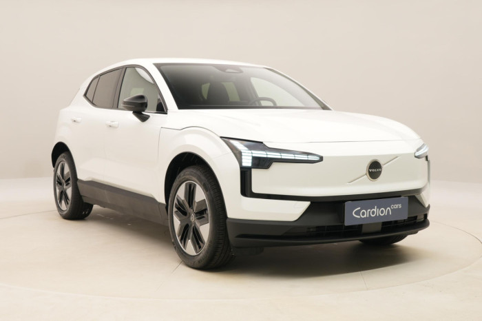 Volvo EX30 P5 LONG RANGE ELETRIC PLUS na operativní leasing