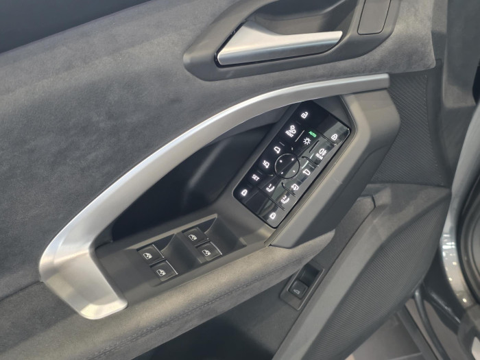 Audi Q5 TDI quattro Stronic na operativní leasing