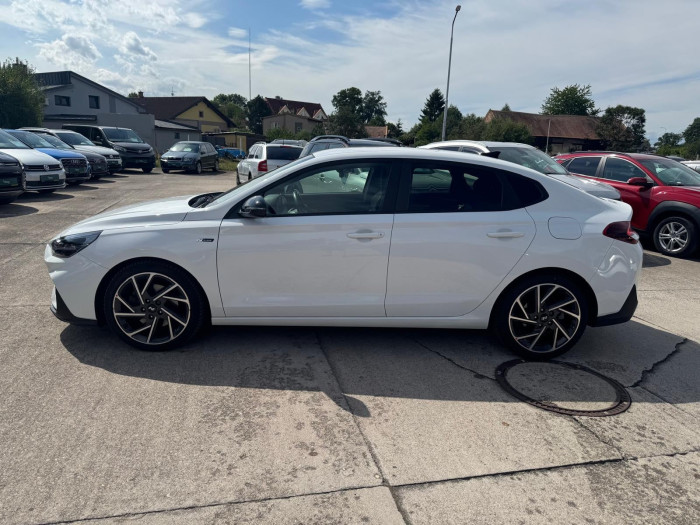 Hyundai i30 1.5 T-GDI 118 KW N-Line na operativní leasing