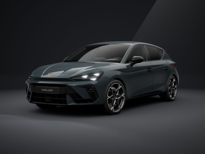 Cupra Leon VZ e-HYBRID 272k DSG na operativní leasing