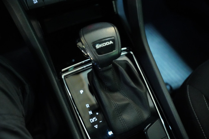 Škoda Karoq 2.0 TDI 85 kW DSG Ambition na operativní leasing