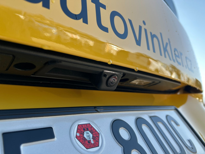 52 kWh dojezd (125 kW/170 k) na operativní leasing