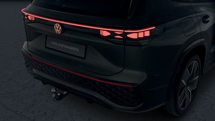 Volkswagen Tayron R-Line People 150 kW eHybrid na operativní leasing