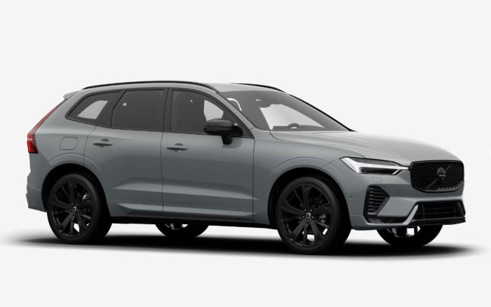 Volvo XC60 B5 AWD AUT PLUS BLACK EDITION na operativní leasing