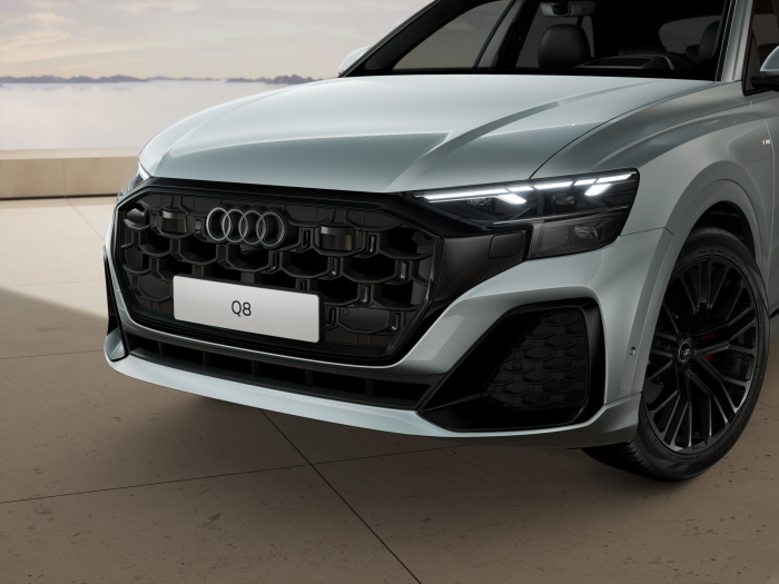 Audi Q8 SUV TDI quattro 210 kW na operativní leasing