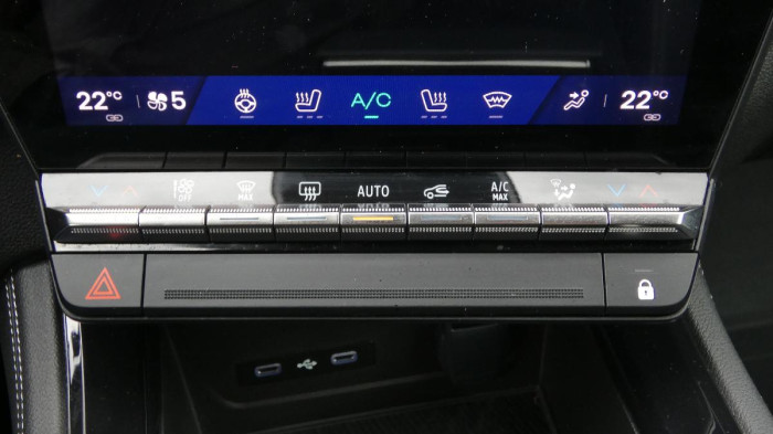 Renault Austral 1.3 MHEV 160 Techno na operativní leasing