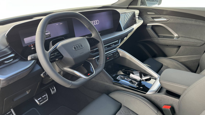 Audi Q5 Quattro ST7 2,0TDI / 150kW na operativní leasing