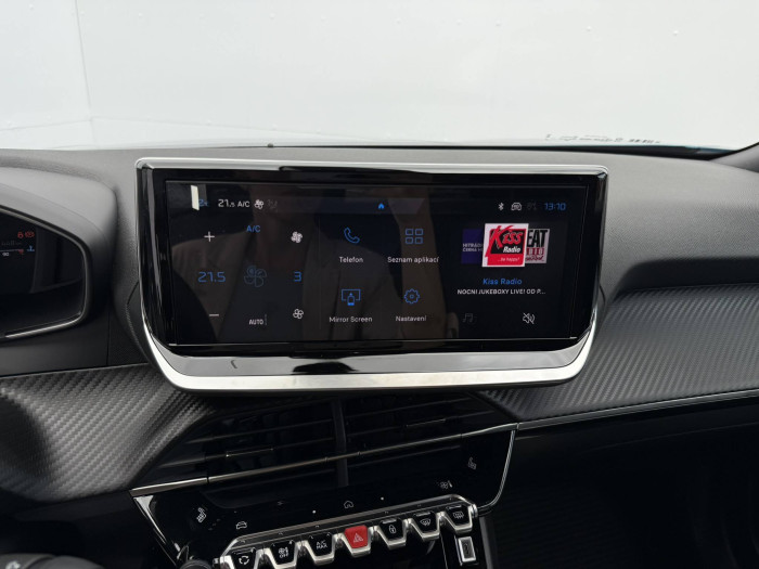 Peugeot 2008 ALLURE Hybrid  1,2 145 e-DCS6 / 107kW na operativní leasing