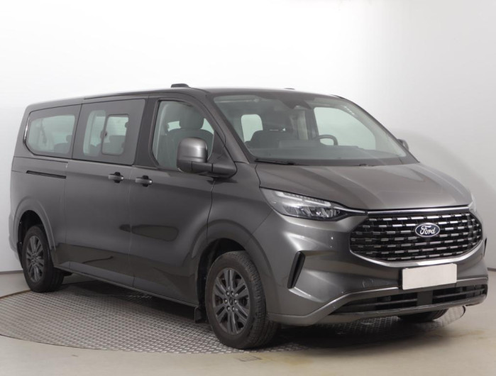 Ford Tourneo Custom Titanium X 2.0 EcoBlue 125 kW 4x4 Automat na operativní leasing