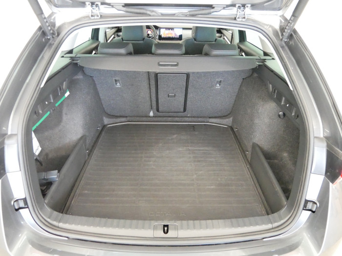 Škoda Octavia 2.0 TDI 110 kW Top Selection na operativní leasing