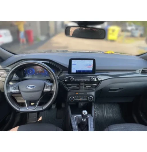 Ford Kuga 1.5EB 110 ST-Line na operativní leasing