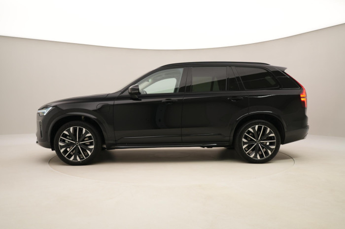 Volvo XC90 T8 AWD Plug-in DARK ULTRA na operativní leasing