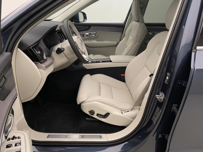 Volvo XC90 B5 AWD AUT BRIGHT PLUS 7míst na operativní leasing