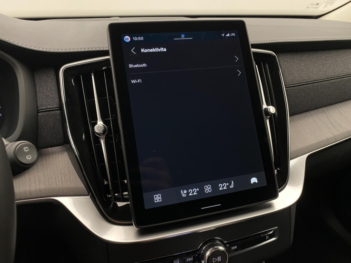 Volvo XC90 B5 AWD AUT DARK PLUS 7míst na operativní leasing