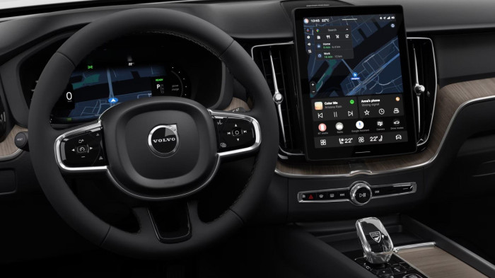 Volvo XC60 T6 AWD AUT BRIGHT PLUS na operativní leasing