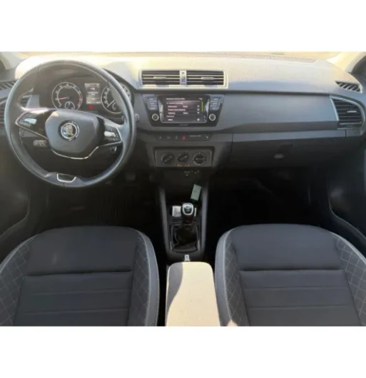 Škoda FabiaCom.1.0TSI 70 Ambition 5d na operativní leasing