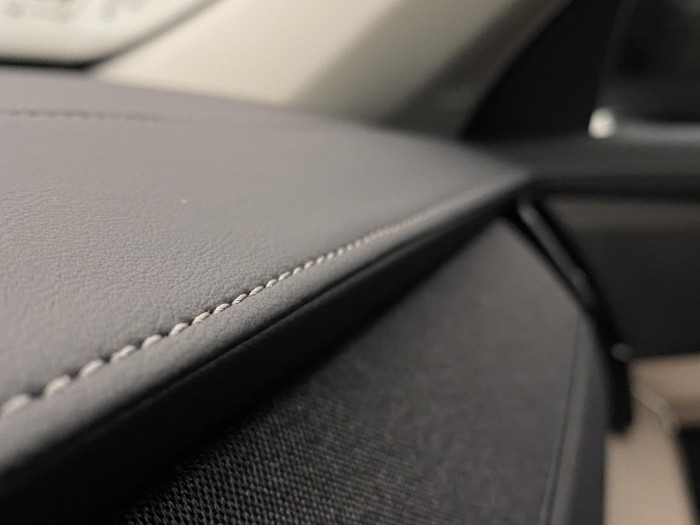 Volvo XC90 B5 AWD AUT DARK PLUS 7míst na operativní leasing