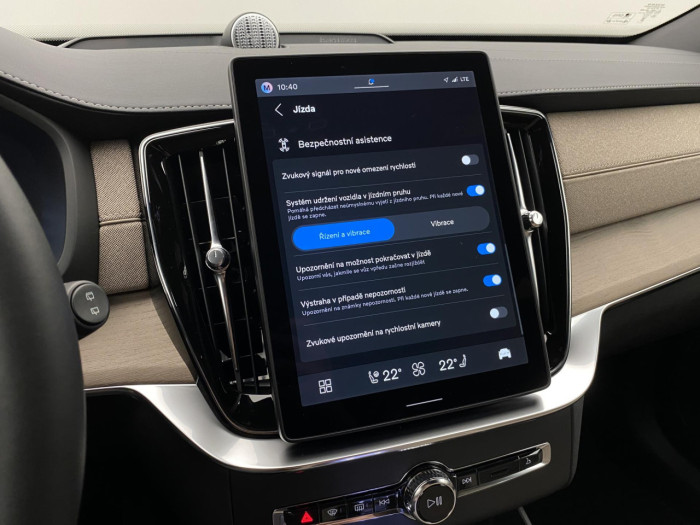 Volvo XC90 B5 AWD AUT BRIGHT PLUS 7míst na operativní leasing