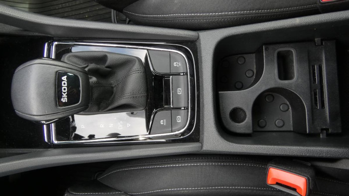 Škoda Karoq 1,5 TSI DSG Style na operativní leasing