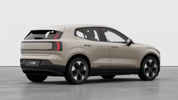 Volvo EX30 PLUS, Single Motor, 200 kW / 272 HP na operativní leasing