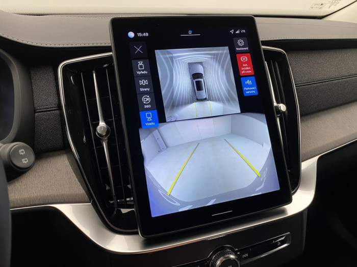 Volvo XC90 T8 AWD RECHARGE BRIGHT PLUS 7m na operativní leasing